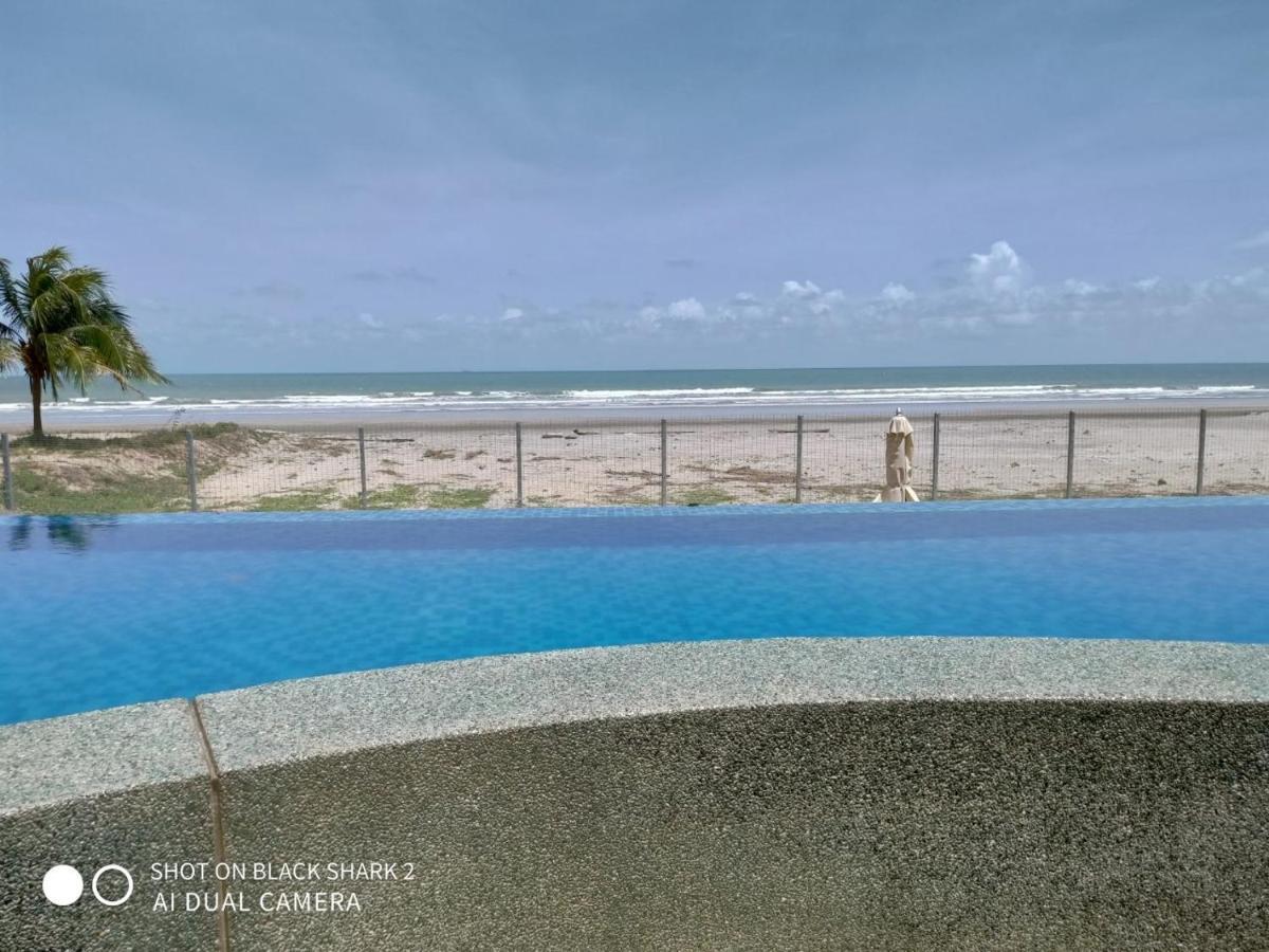 Casa Raudhah @ Timurbay Seafront Residence Kampung Sungai Karang Exterior photo